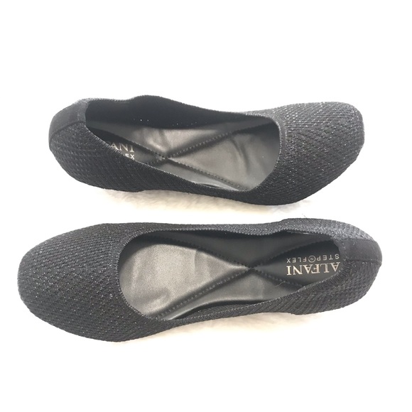Modern Chic & Comfy Black Step•N•Flex Ballet Flats - Picture 8 of 15
